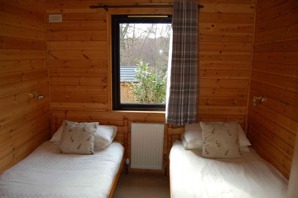 Oak Lodge Bedroom 3