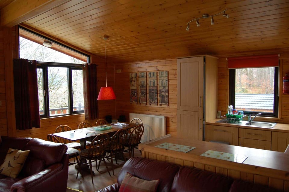 Oak Lodge Livingroom