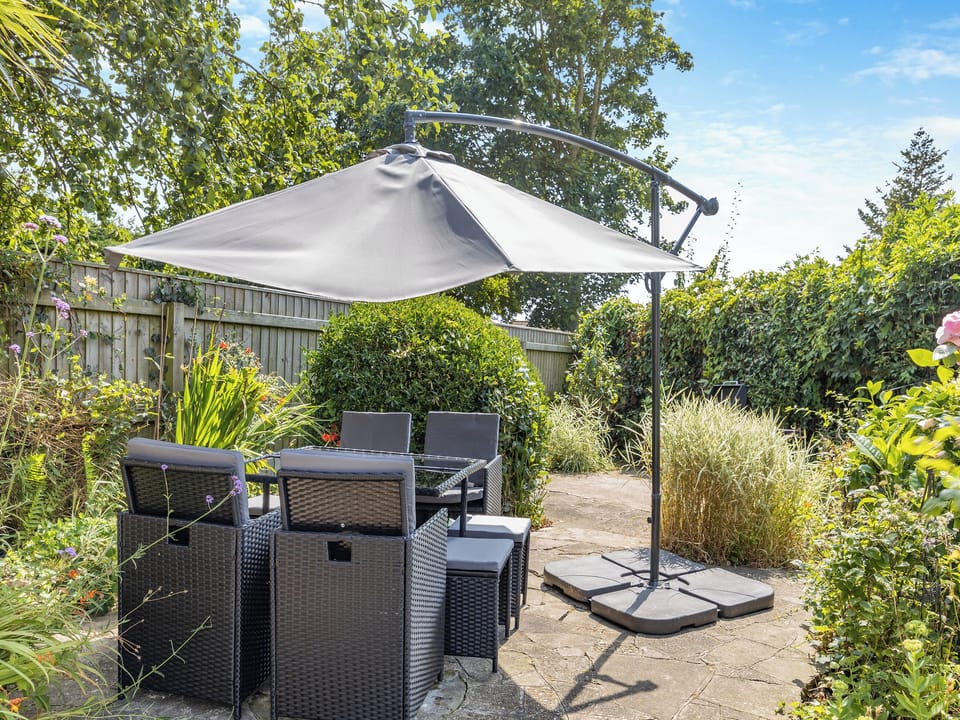 Sitting-out-area | The Nook, Hogsthorpe, near Skegness