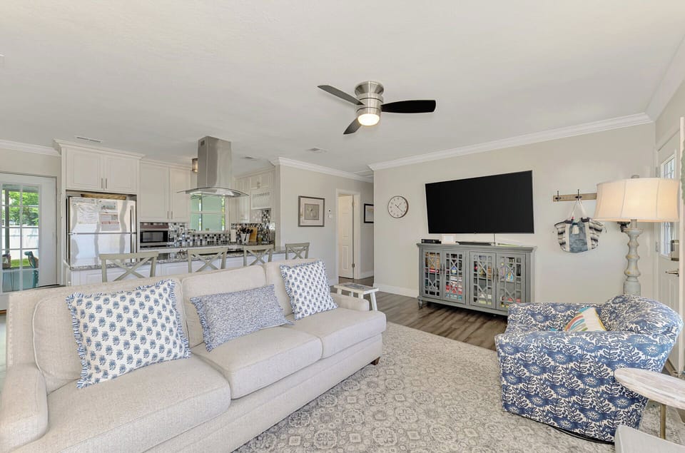 Open living plan.