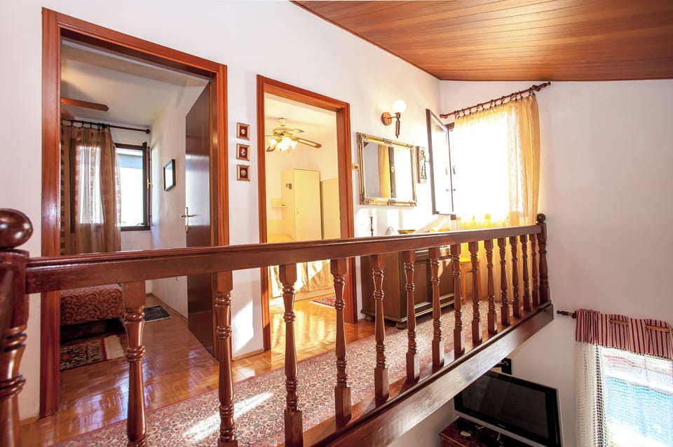 Villa, 4 Bedrooms, Smoking, Private Pool | Interior