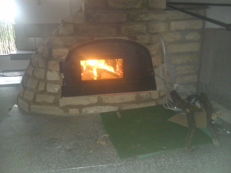 Studio, Smoking, Balcony | Fireplace