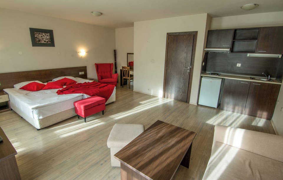 Apartment, 1 Bedroom, Balcony | 1 bedroom