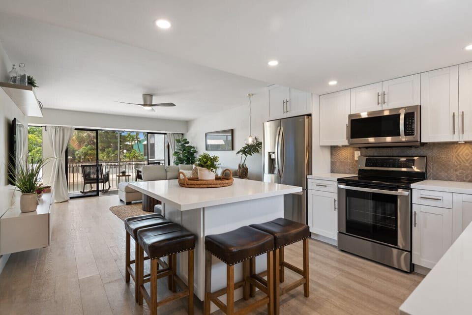 Fully equipped kitchen -  2nd flor