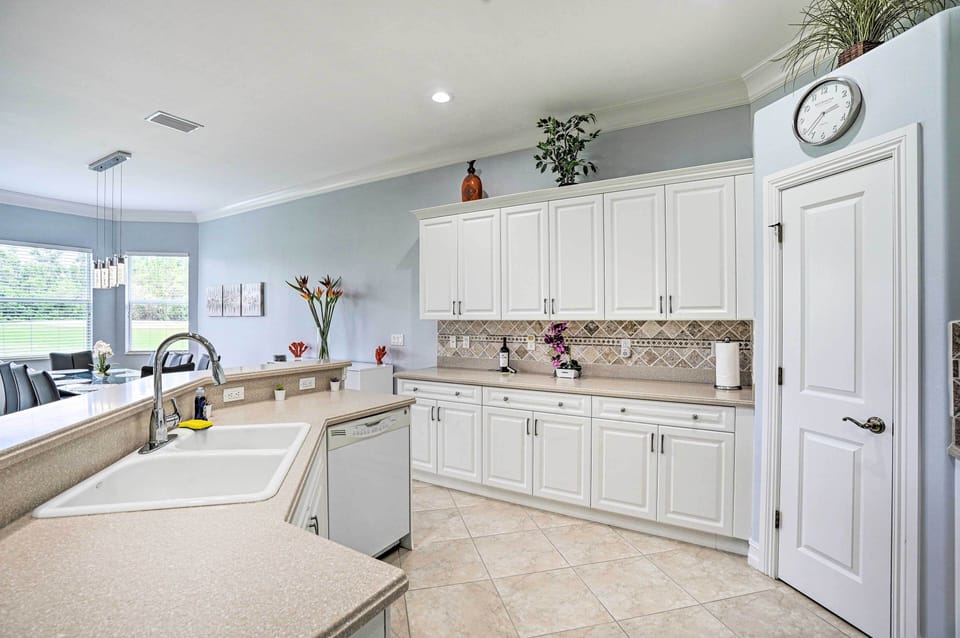 Kitchen | Blender | Coffee Maker | Toaster | Spices