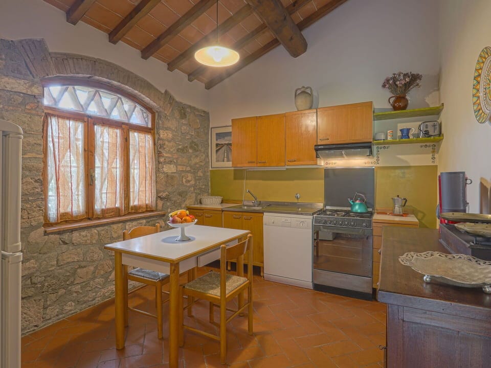 Furniture, Cabinetry, Countertop, Property, Table, Kitchen, Wood, Sink, House, Interior Design