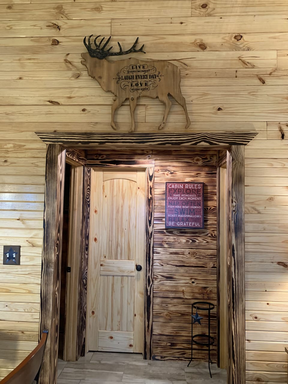 Hallway to two beautiful bedrooms.