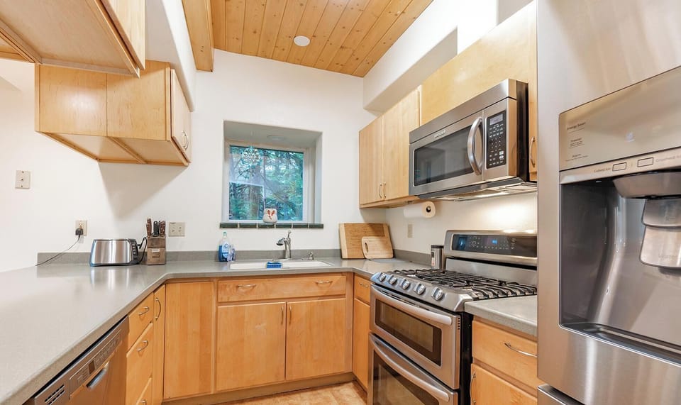 You will love cooking on the large gas range and double oven.