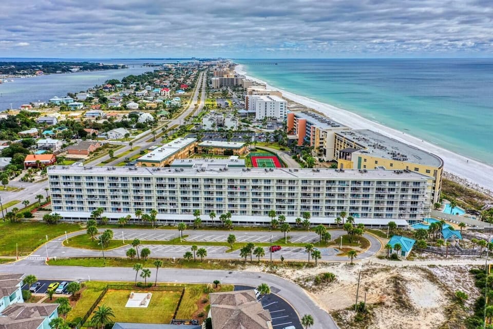 SeaCrest Condominium Complex