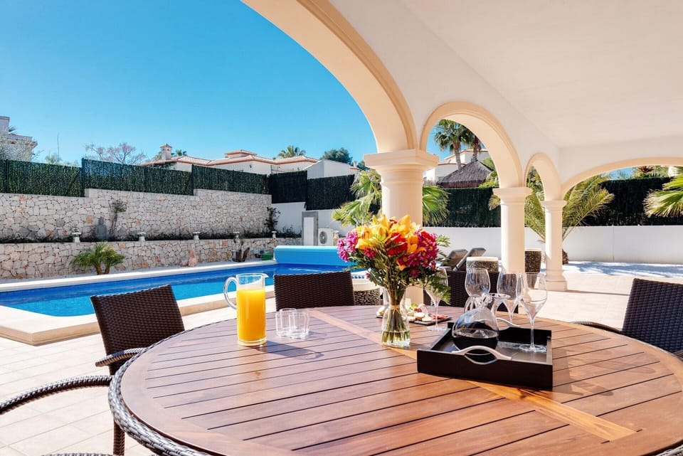 Open terrace with dining