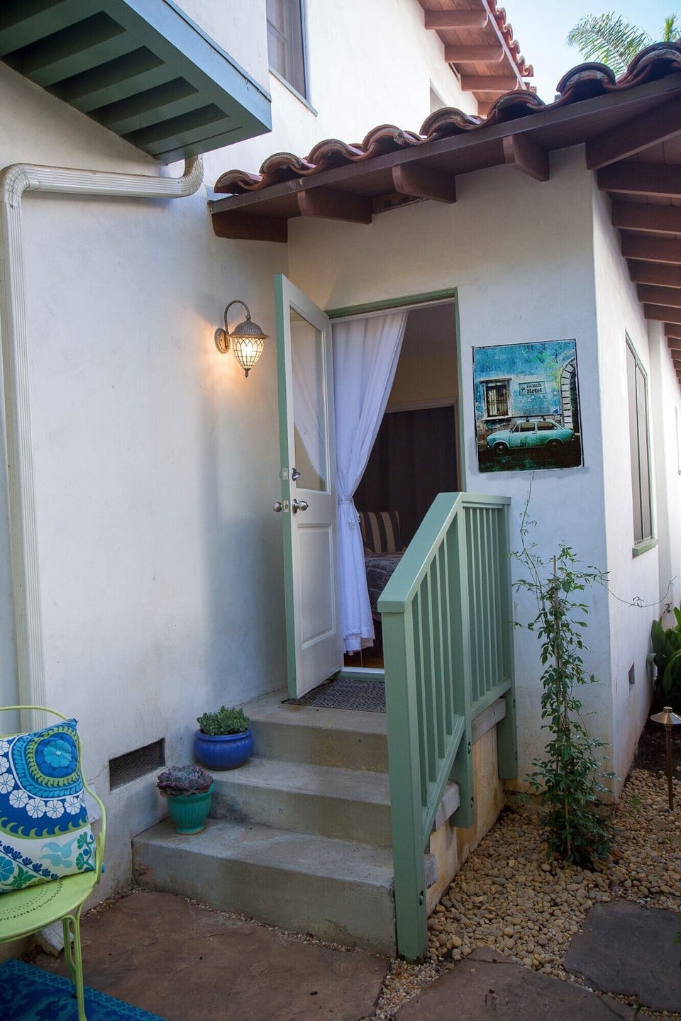 Private Entrance