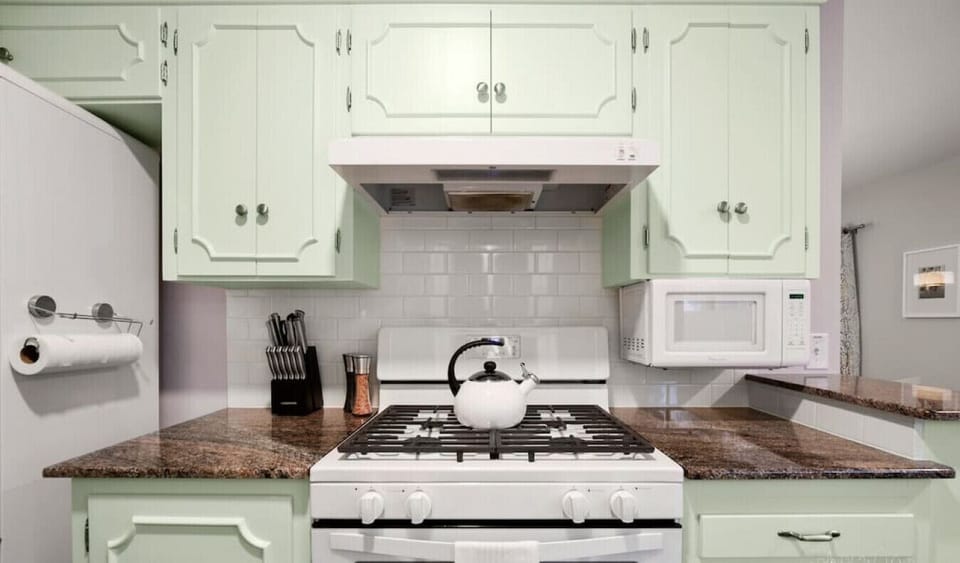 Fully equipped kitchen with all the essentials