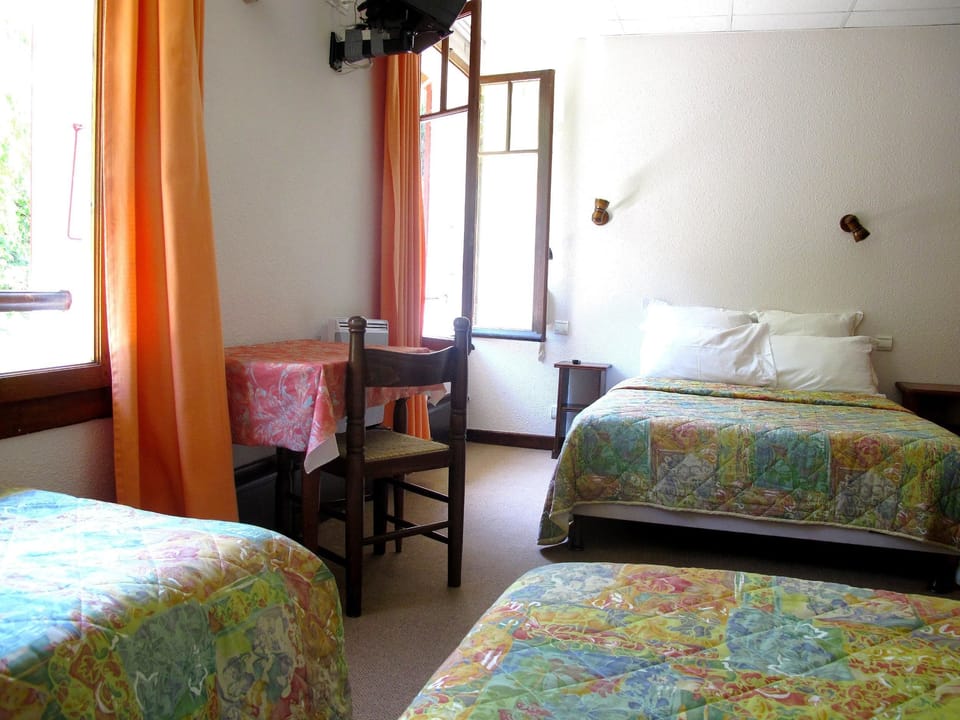 Standard Triple Room | Free WiFi
