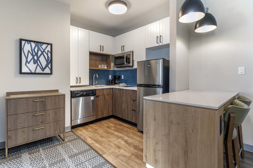 Suite, 1 Bedroom, Kitchen | Room amenity