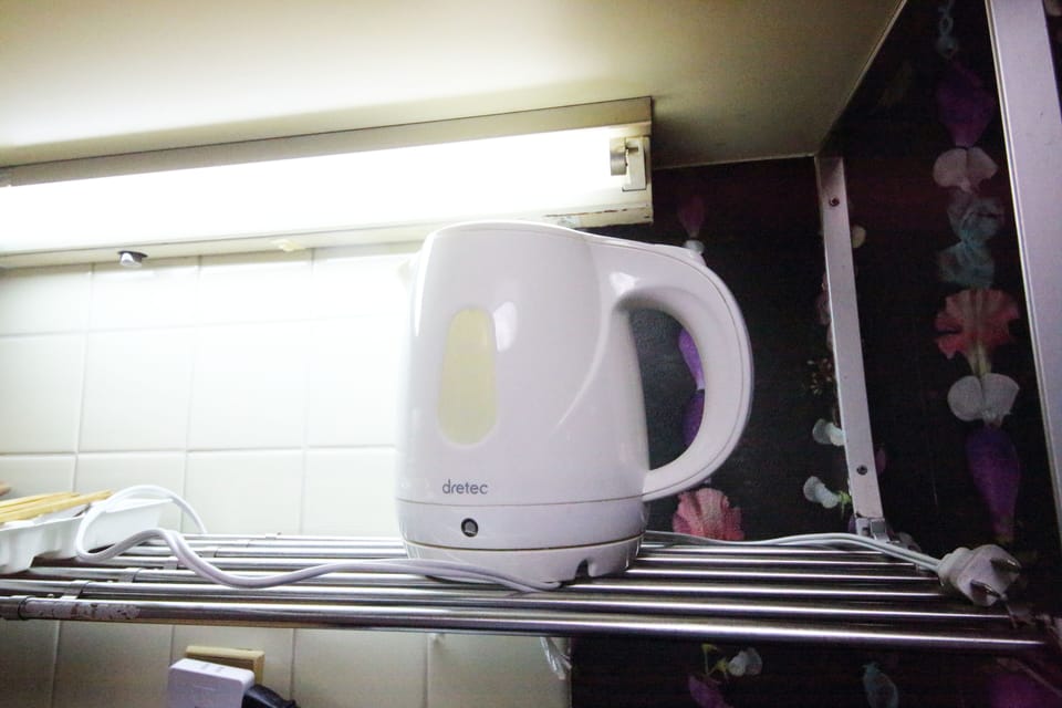 Basic Double Room, 1 Bedroom | Coffee and/or coffee maker