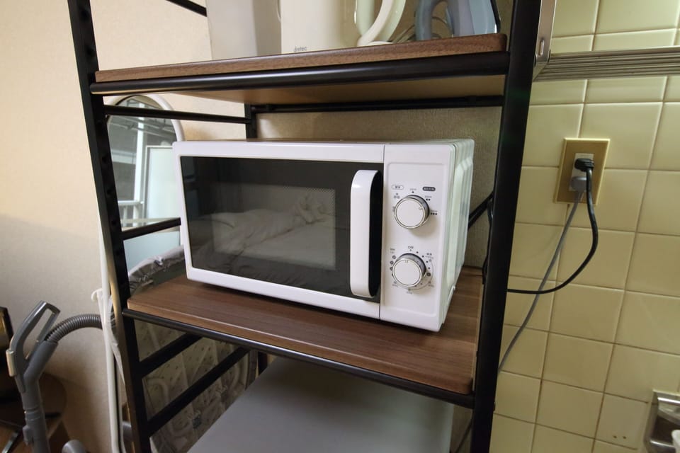 Apartment, 1 Bedroom | Microwave