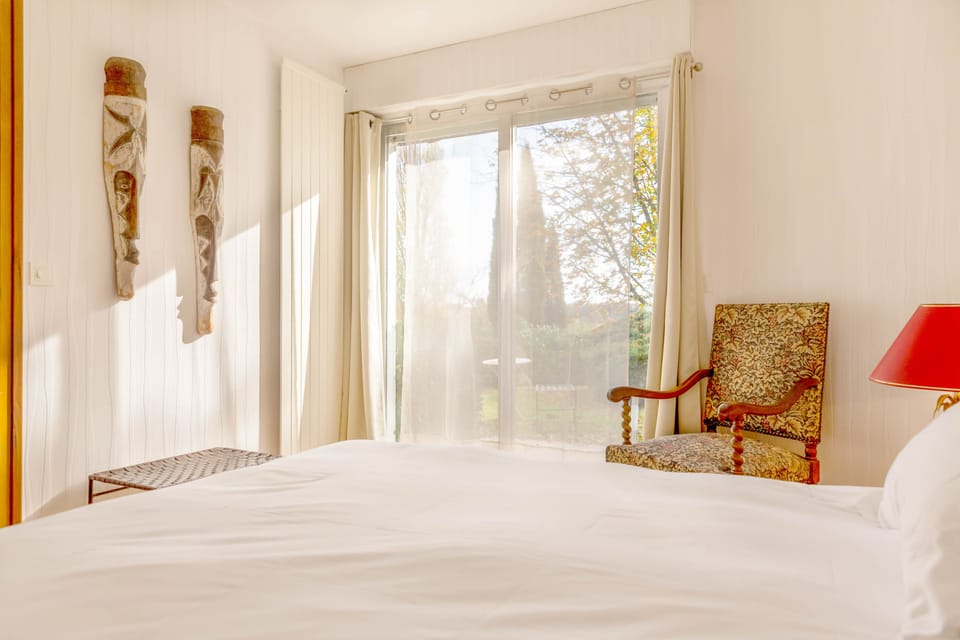 Classic Room | Pillowtop beds, individually decorated, individually furnished
