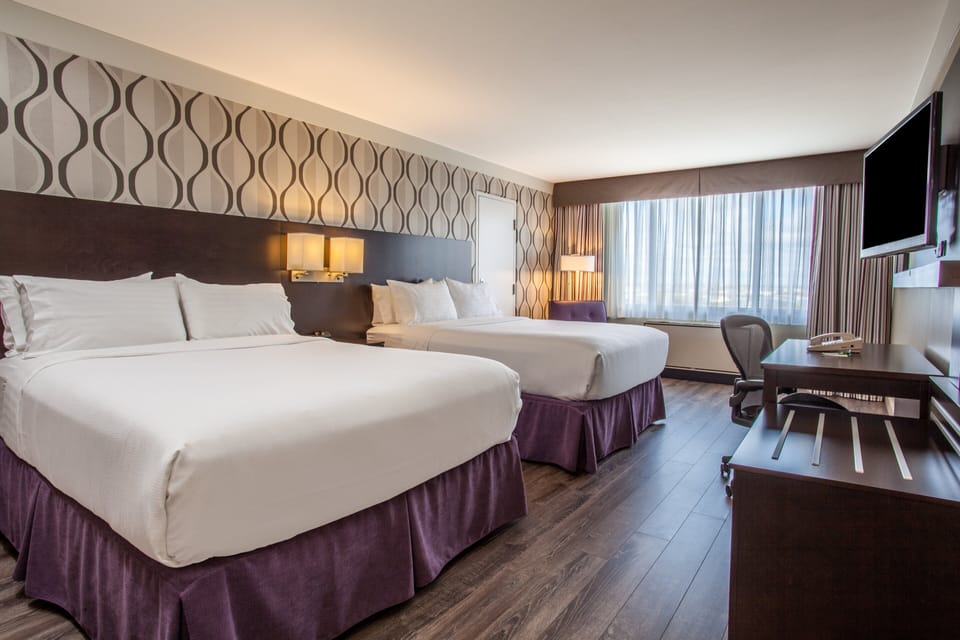 Premium bedding, pillowtop beds, in-room safe, desk