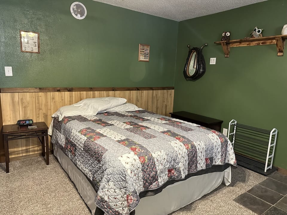 Queen Bed
