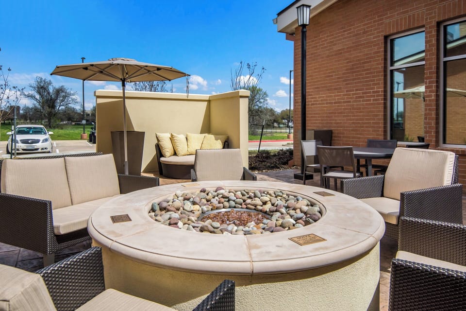 Residence Inn by Marriott Dallas DFW Airport West/Bedford Hotel in Bedford