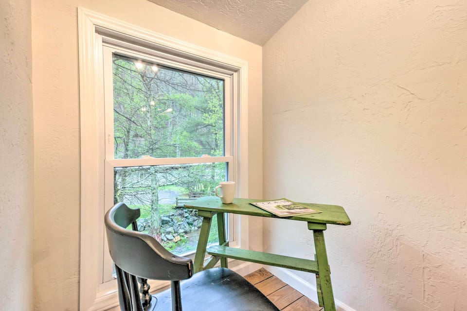 Sitting Area