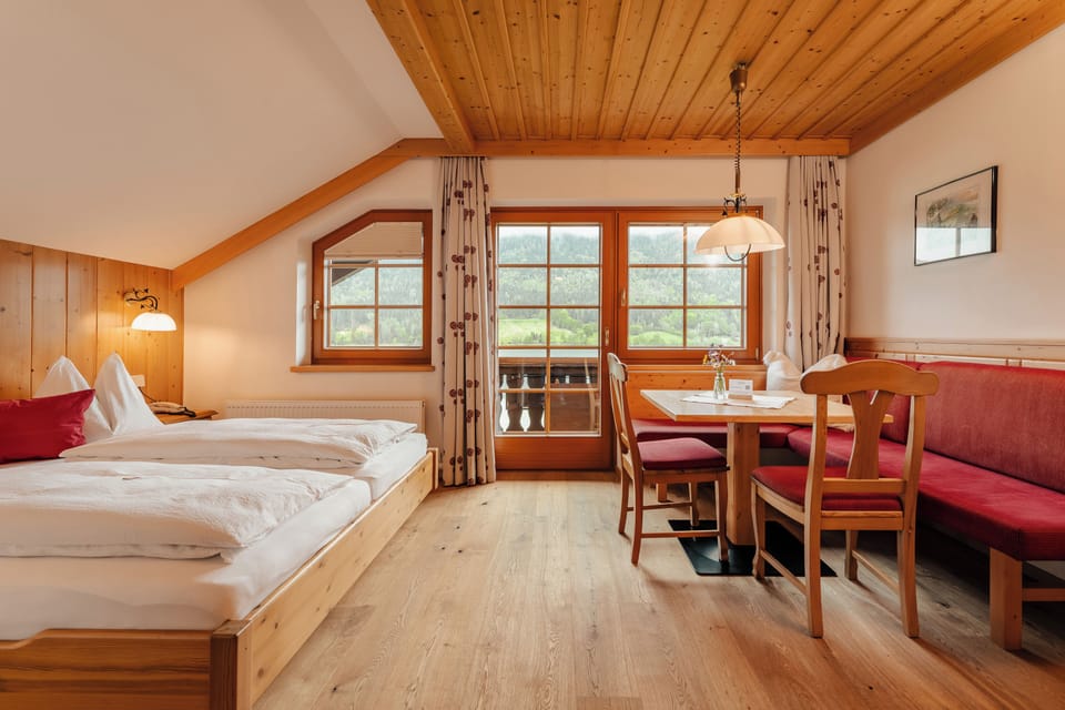 Studio, 1 Bedroom, Balcony, Lake View (incl. Cleaning fee) | Premium bedding, down comforters, in-room safe, desk