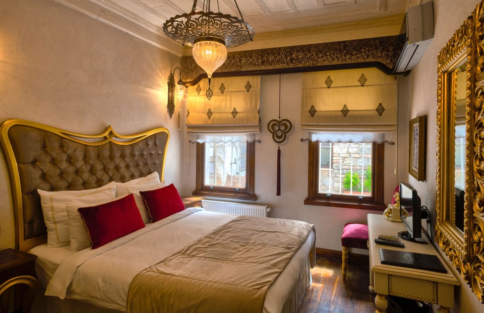 SALACAK | Premium bedding, minibar, in-room safe, individually decorated