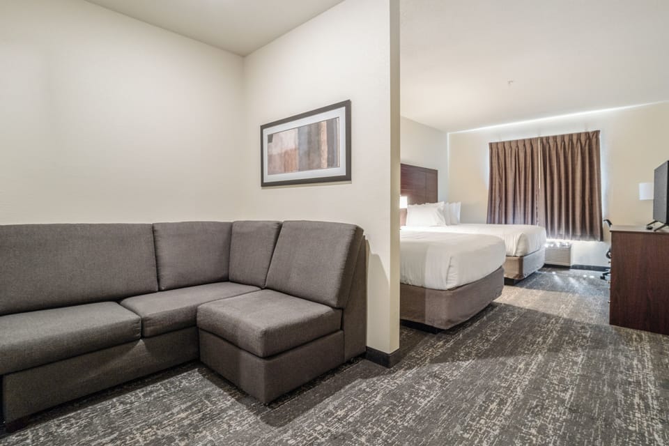 In-room safe, desk, laptop workspace, iron/ironing board