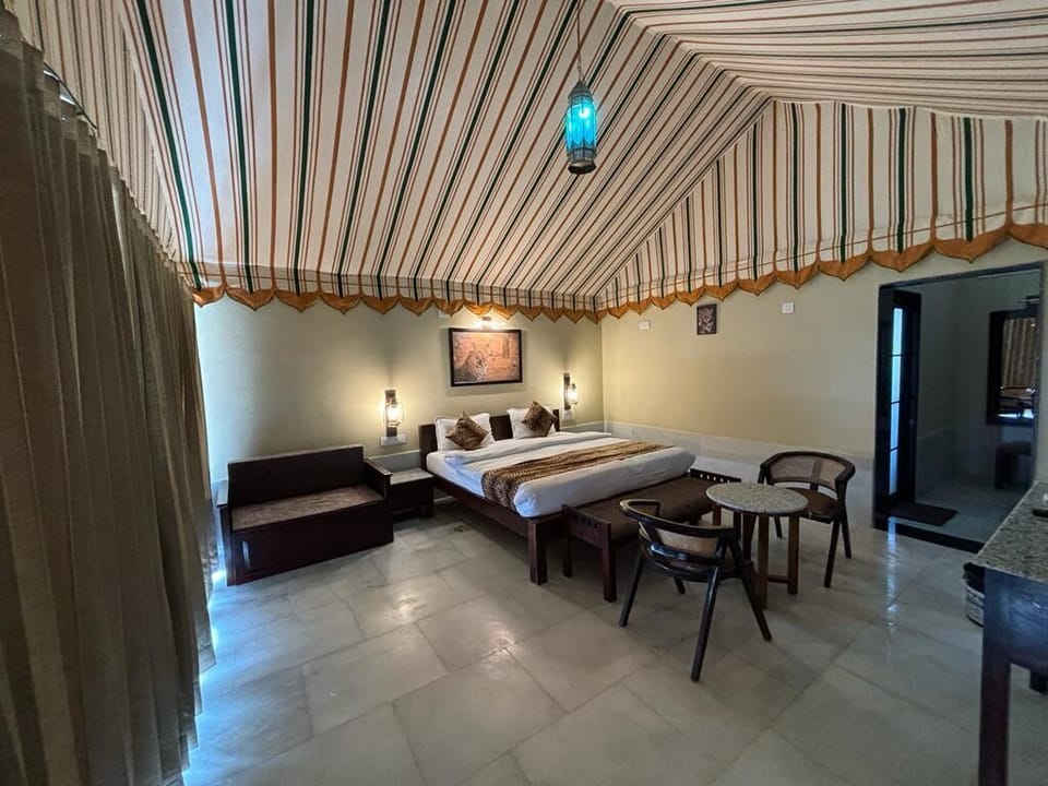Luxury AC Cottage | Premium bedding, Select Comfort beds, minibar, desk
