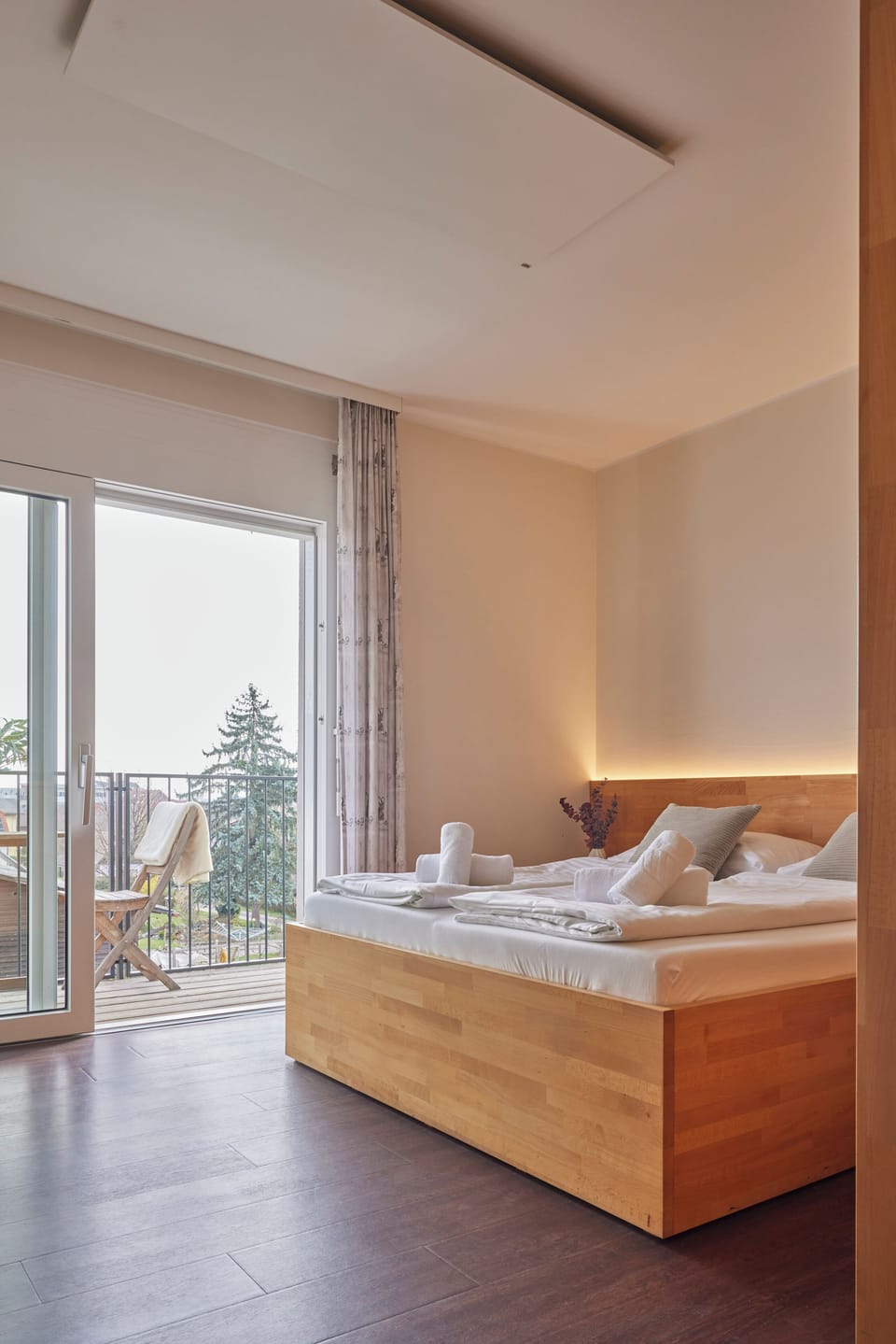 Deluxe Double Room | Hypo-allergenic bedding, desk, free WiFi, bed sheets