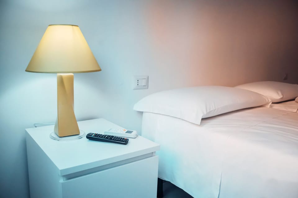 Deluxe Double or Twin Room (Palinuro) | Desk, soundproofing, WiFi (free), bed sheets