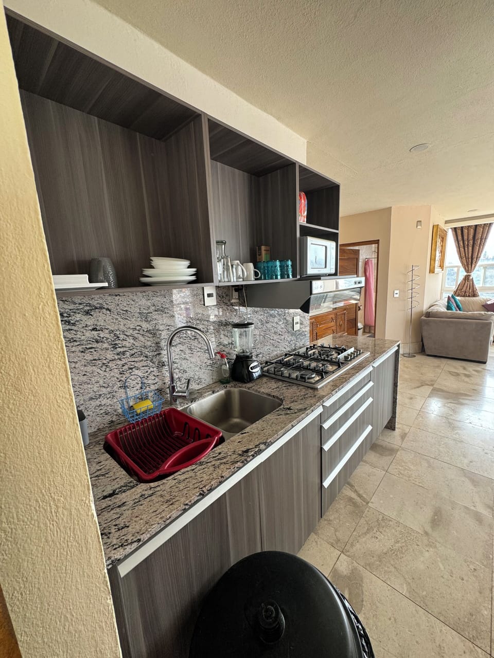 Superior Studio Suite | Private kitchen