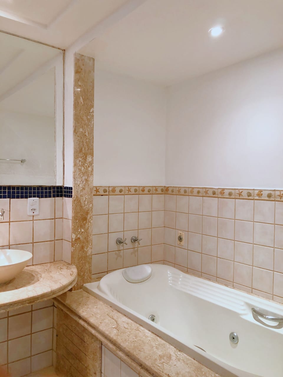 Quadruple Room | Bathroom | Towels