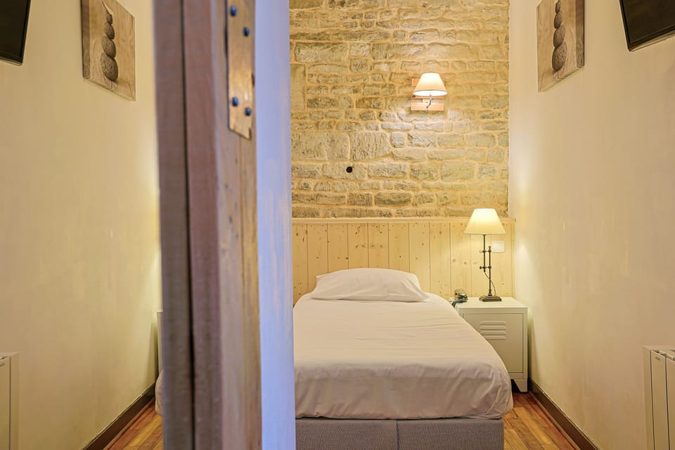 Twin Room | Premium bedding, individually decorated, individually furnished, desk