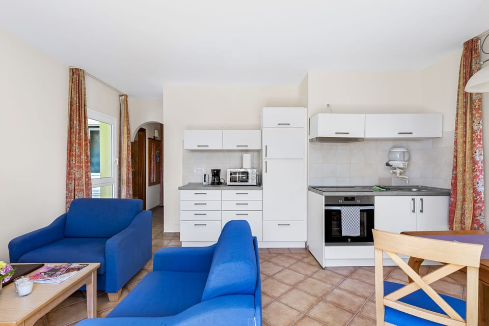 Apartment, Terrace, Ground Floor | Private kitchen | Fridge, microwave, stovetop, coffee/tea maker