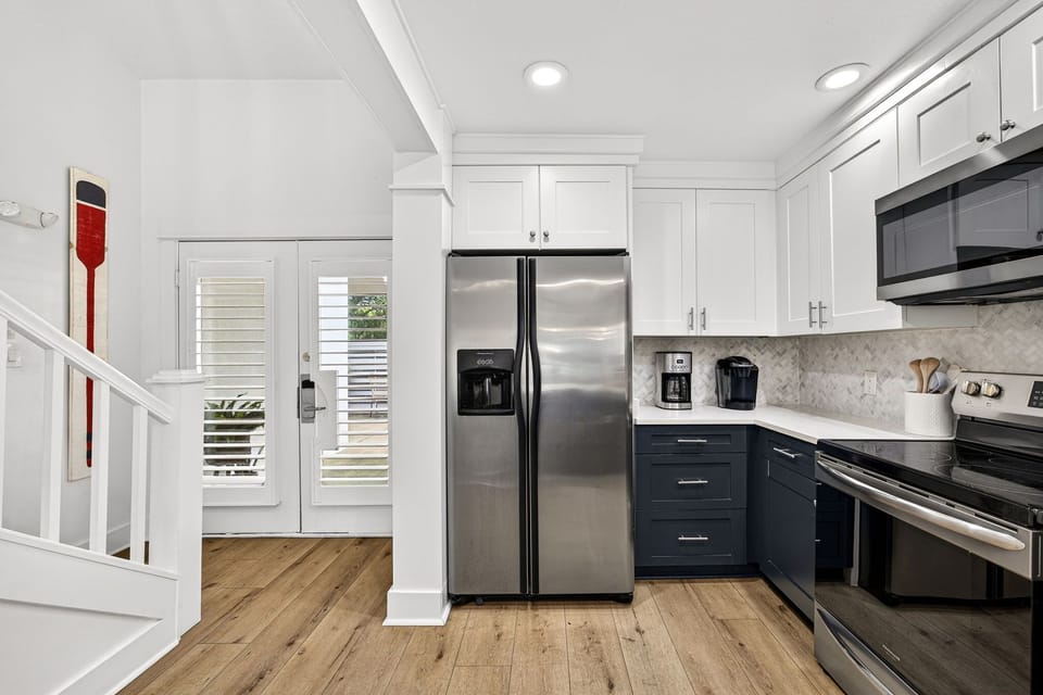 Entrance to Kitchen