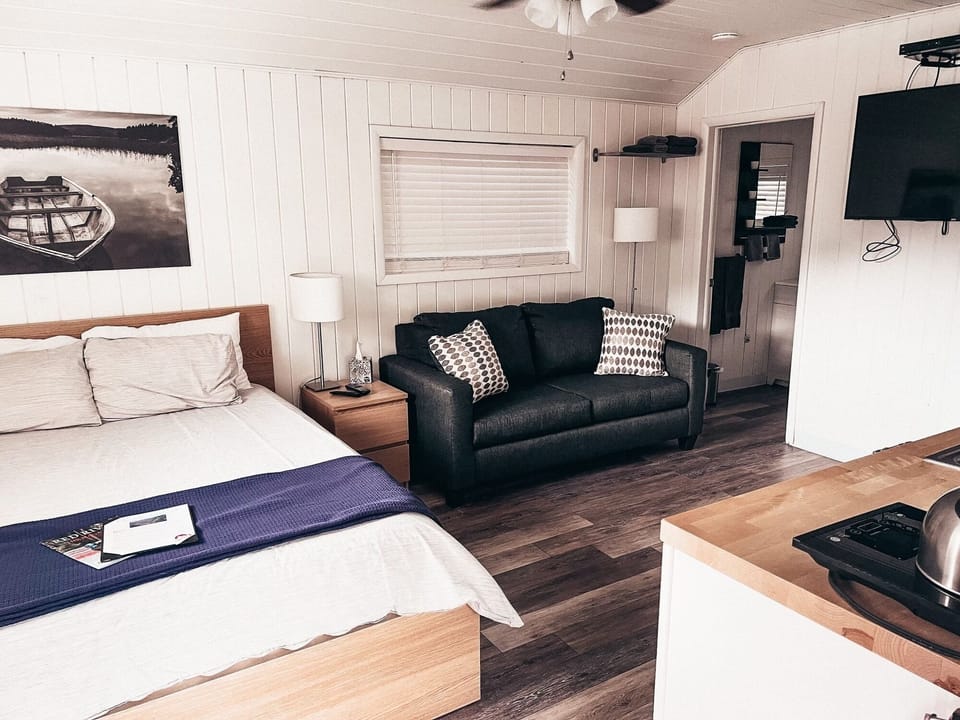 e71f654a-cea6-47b4-88a4-12e61972360e