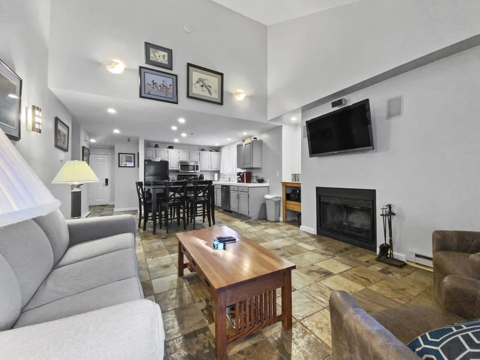 Condo, 3 Bedrooms | Living area | Smart TV