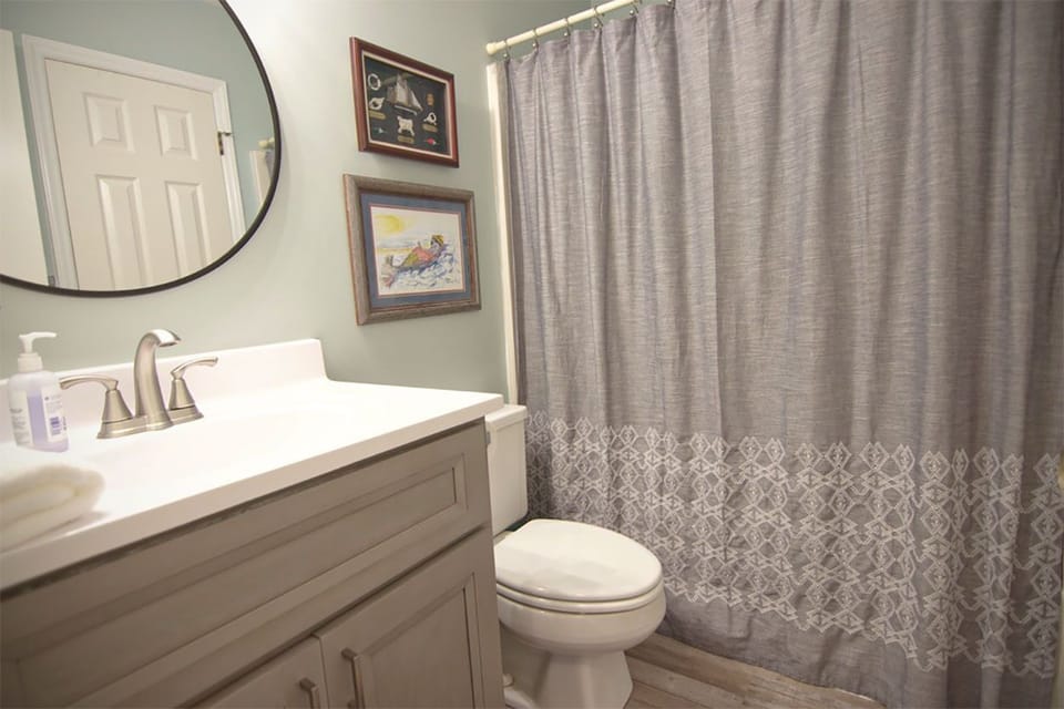Bathroom 2
