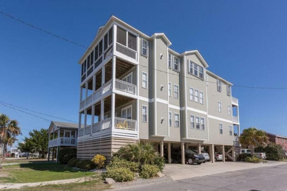 Top Floor 1750 Sq. Feet
