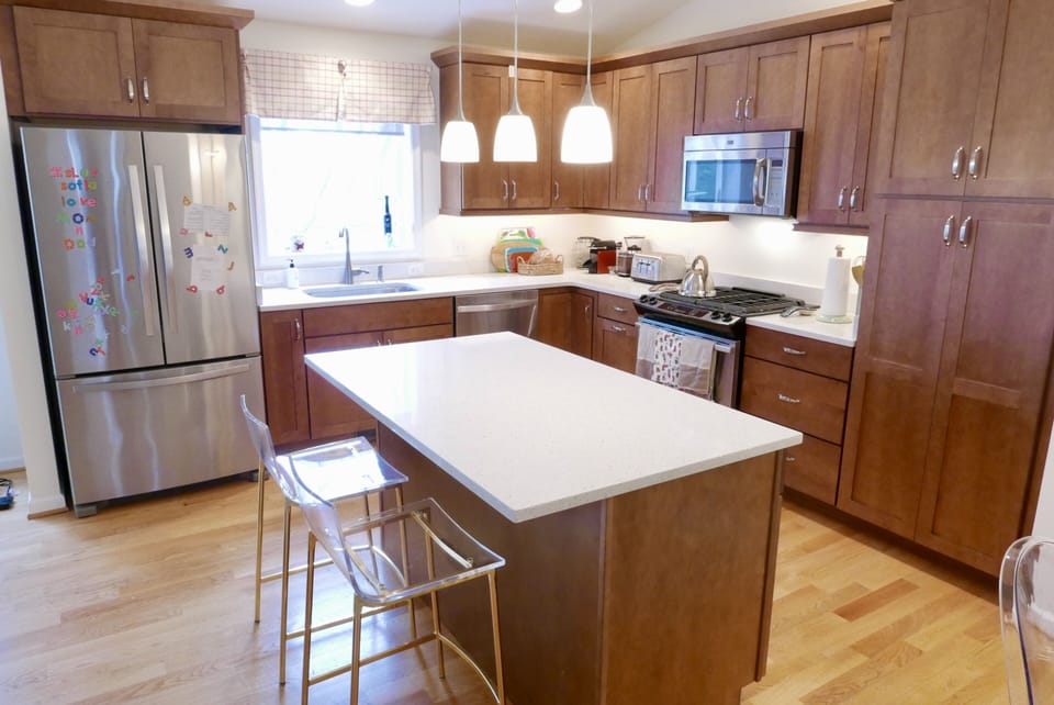 Super equipped kitchen and island with all the amenities you need for your stay!