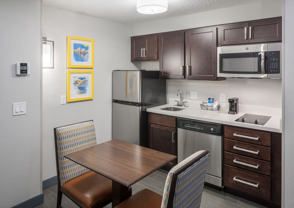 Suite, 1 King Bed, Accessible, Non Smoking (Mobility & Hearing, Roll-in Shower) | Private kitchen | Coffee/tea maker