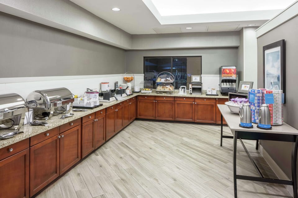 Free daily buffet breakfast