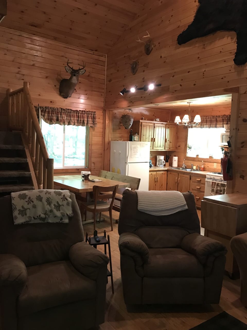 Living room/ Kitchen