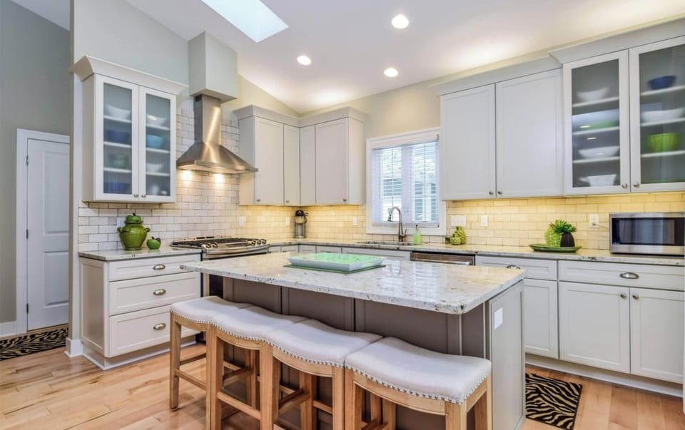 23 Guest Fav The Kitchen Pic