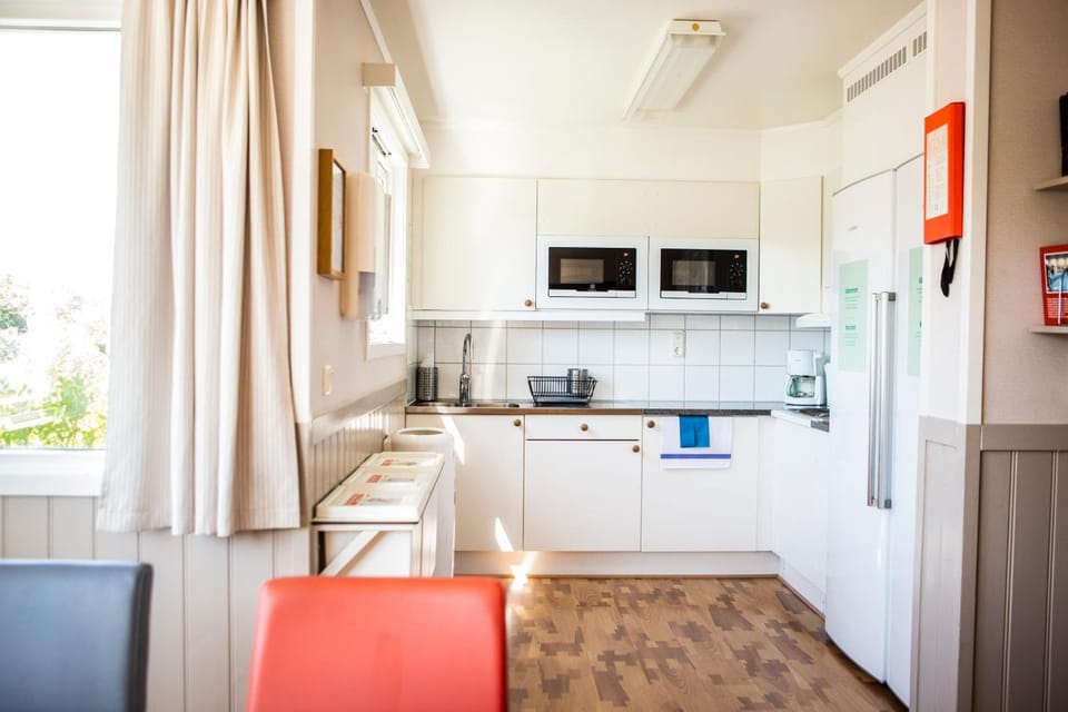 Shared fridge, microwave