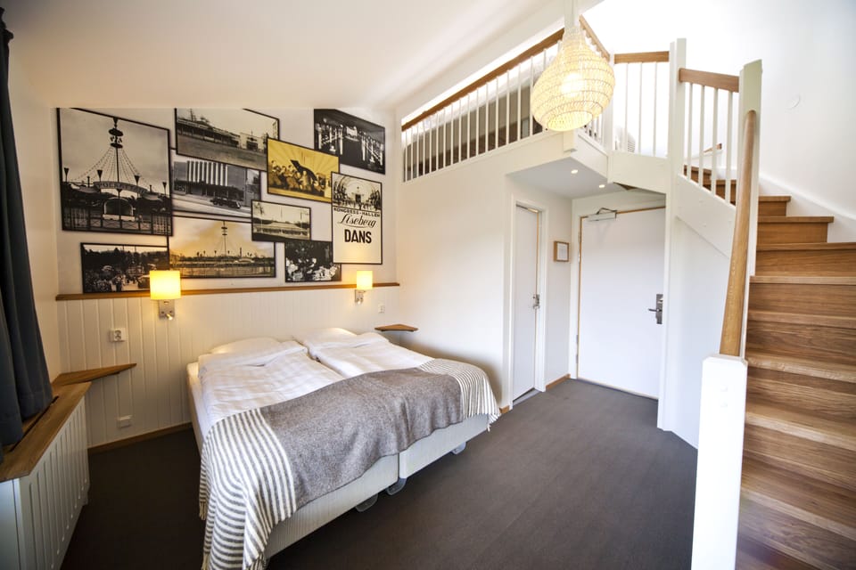 Quadruple Room, Private Bathroom | Cribs/infant beds, free WiFi, bed sheets