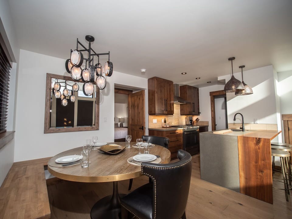 Kitchen and dining area