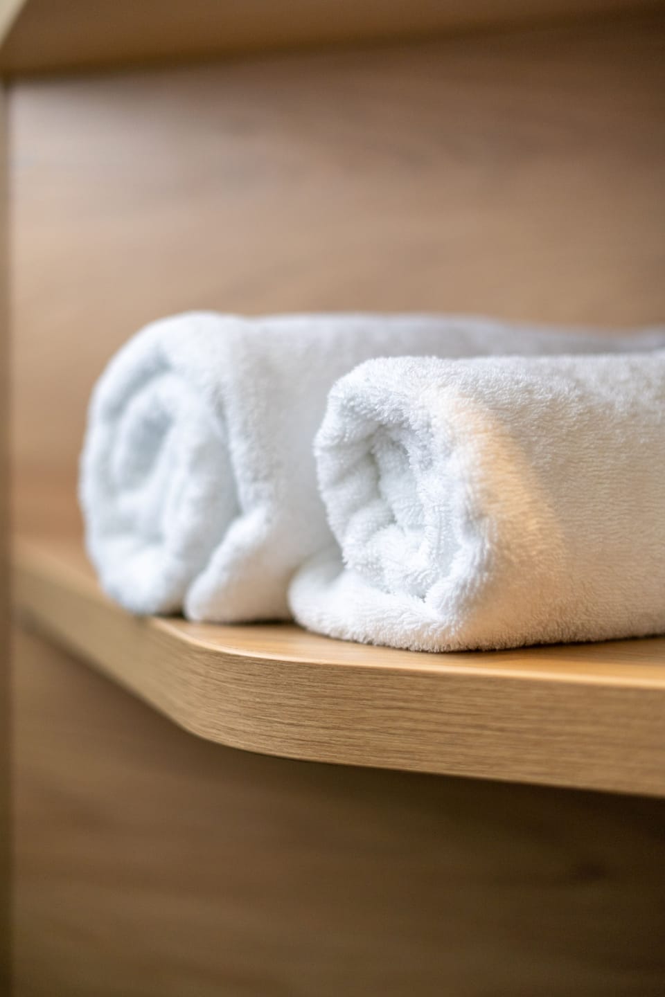 Room, 1 Queen Bed, Sauna (Privilège) | Bathroom | Shower, hair dryer, towels, soap