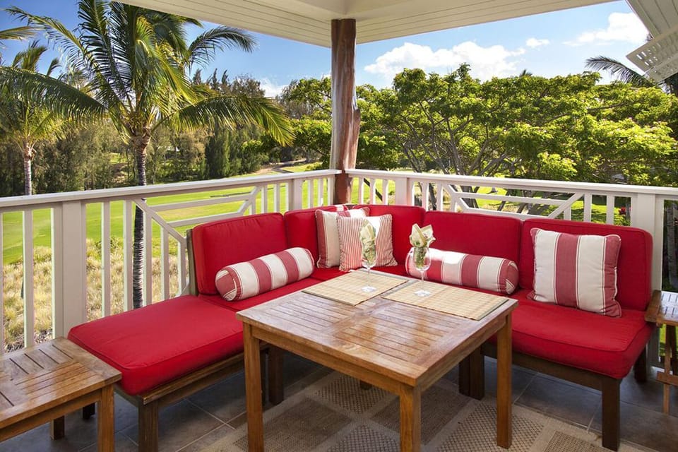 Lanai overlooking the golf course